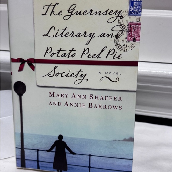 ๐ Vintage 2008 - The Guernsey Literary and Potato Peel Pie Society Book - Picture 12 of 16